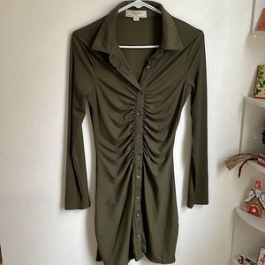 Dark green,Long sleeve, stretchy fitted dress.